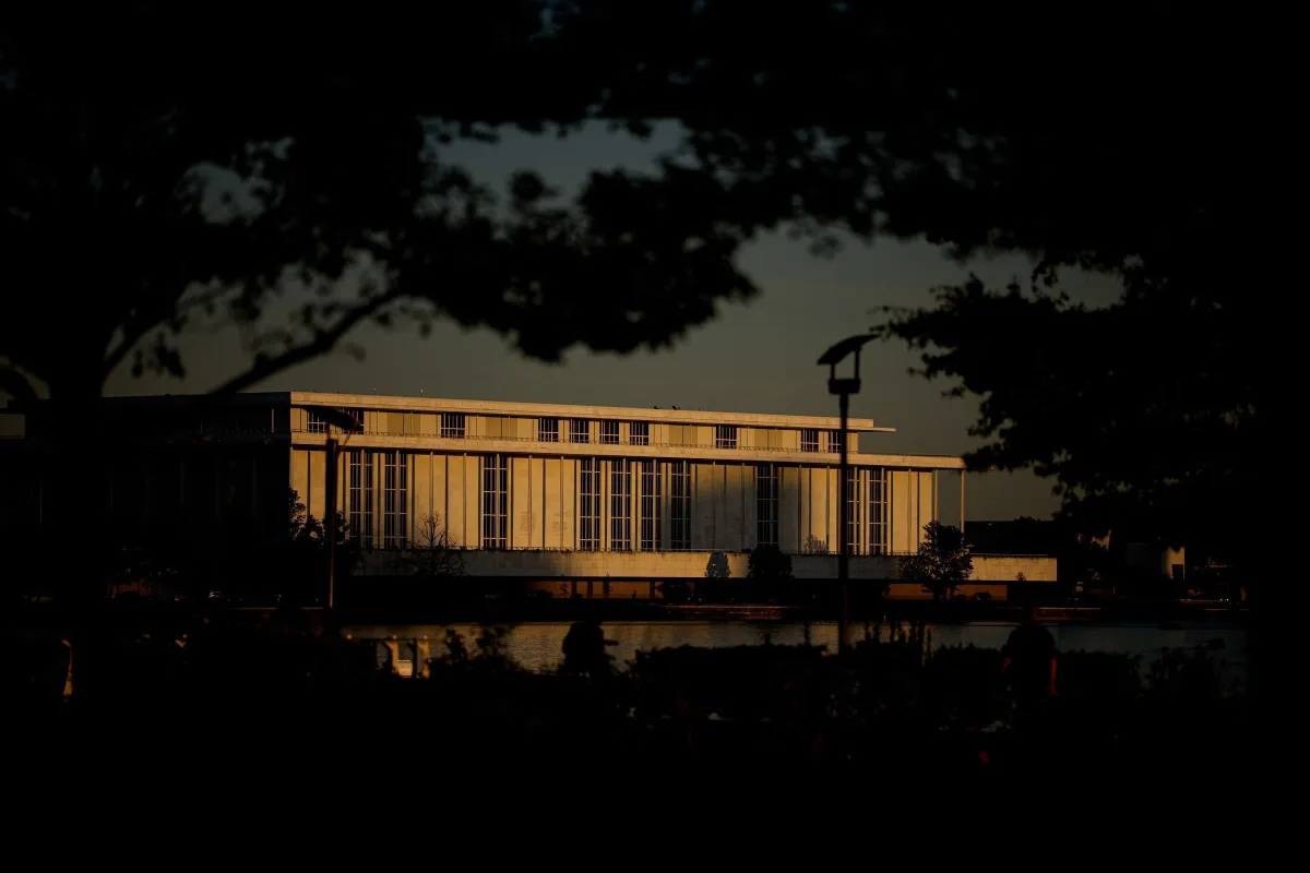 A crise no Kennedy Center após a tomada de controle por Donald Trump